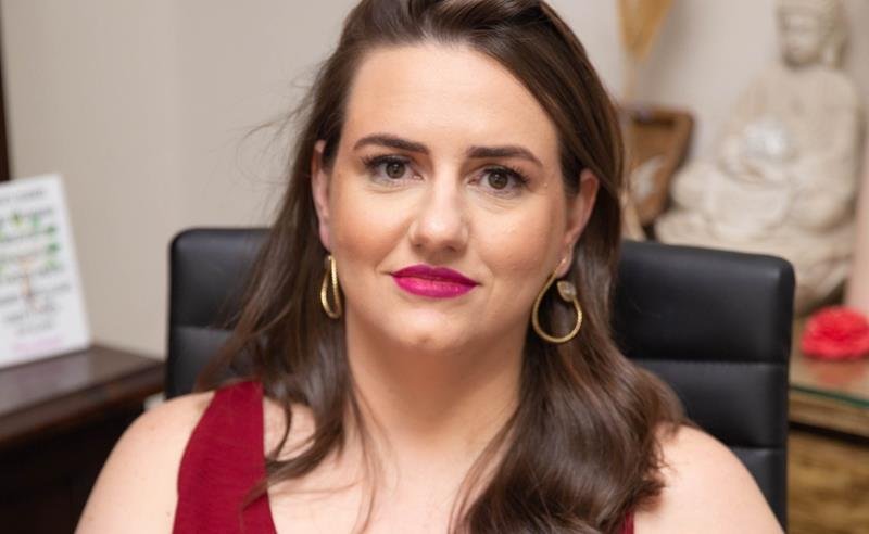 Mulheres exaustas: sobrecarga de papéis aumenta índices de adoecimento emocional no Brasil